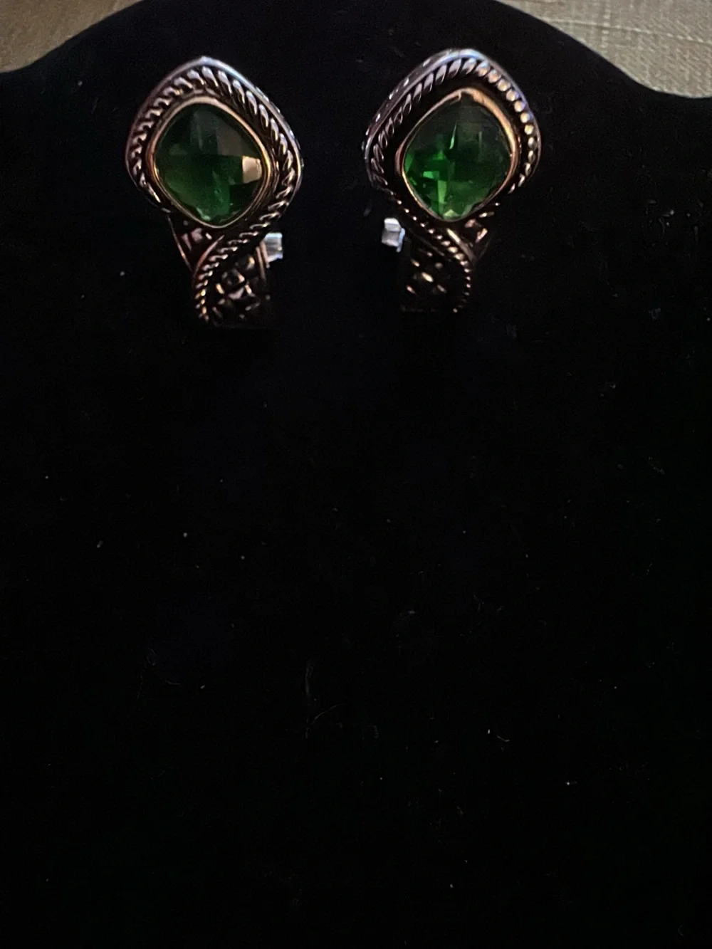 Green Glass Teardrop Pierced Earrings